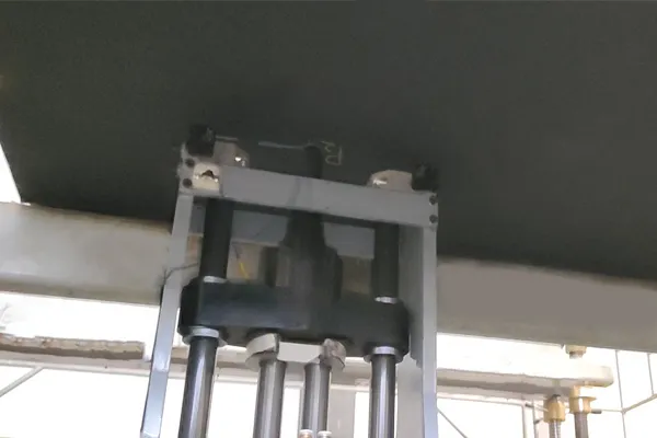 battery pack Bottom Ball Impact Test by reptbattero