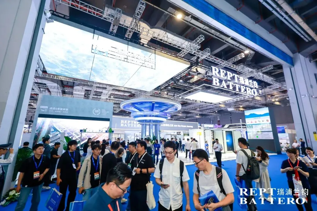 SNEC 2025 REPT BATTEROブース